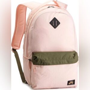Nike SB Icon Skateboarding Backpack in Washed Coral/Medium Olive